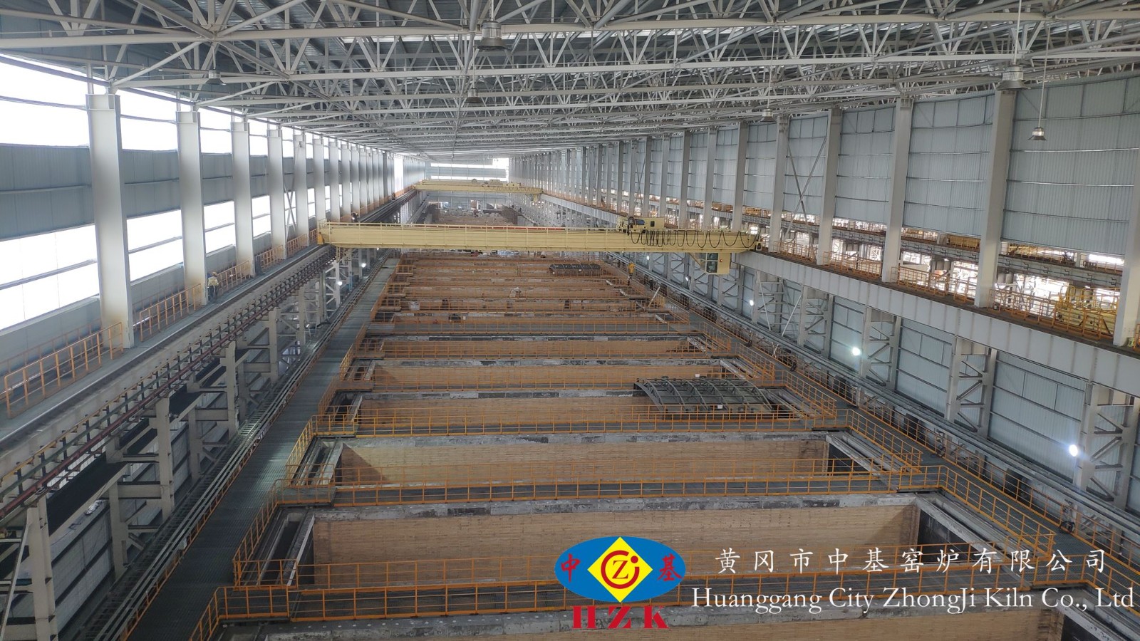 蘭州寶航公司年產(chǎn)10萬噸負(fù)極材料項(xiàng)目石墨化爐建筑與安裝工程順利完工